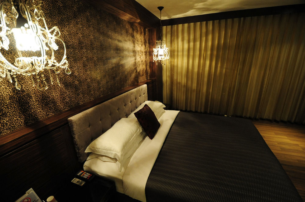 The Riverside Hotel & Motel Kaohsiung Exterior foto