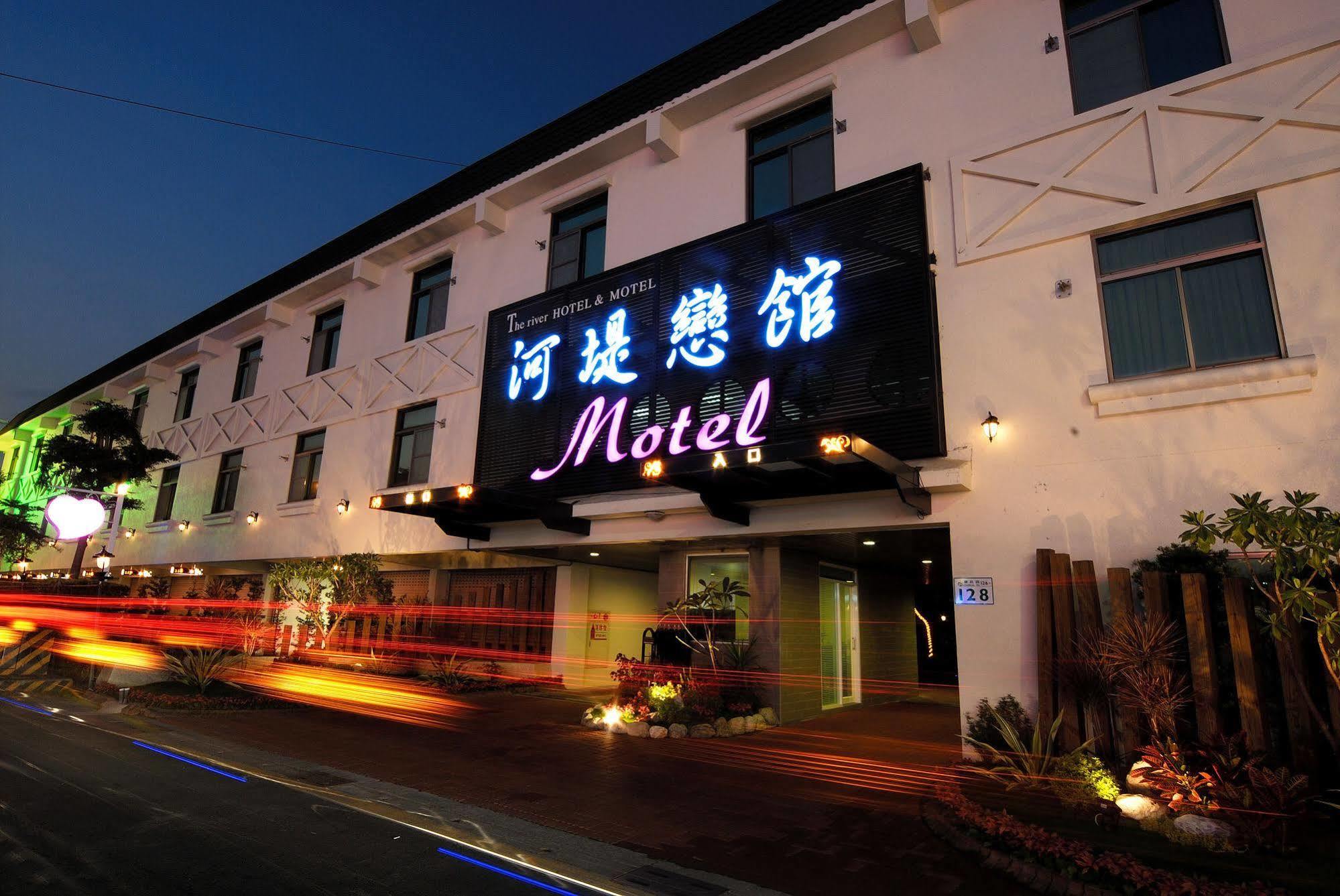 The Riverside Hotel & Motel Kaohsiung Exterior foto